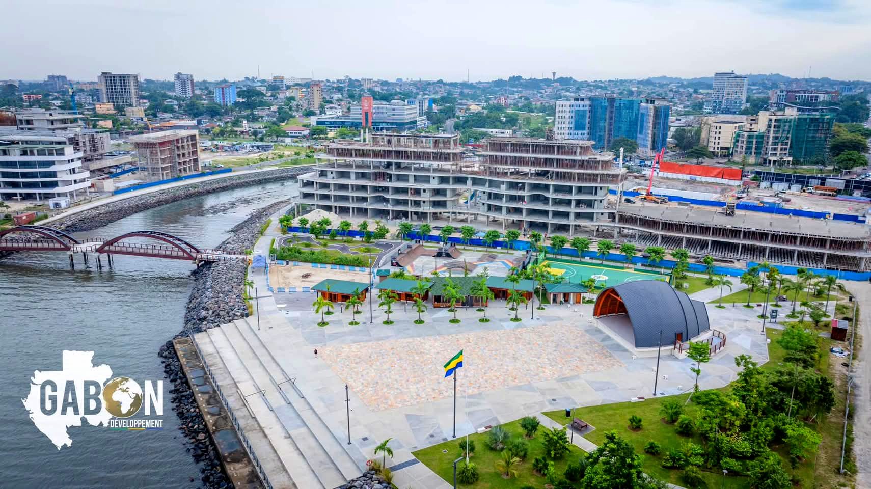 Baie des Rois waterfront, Libreville