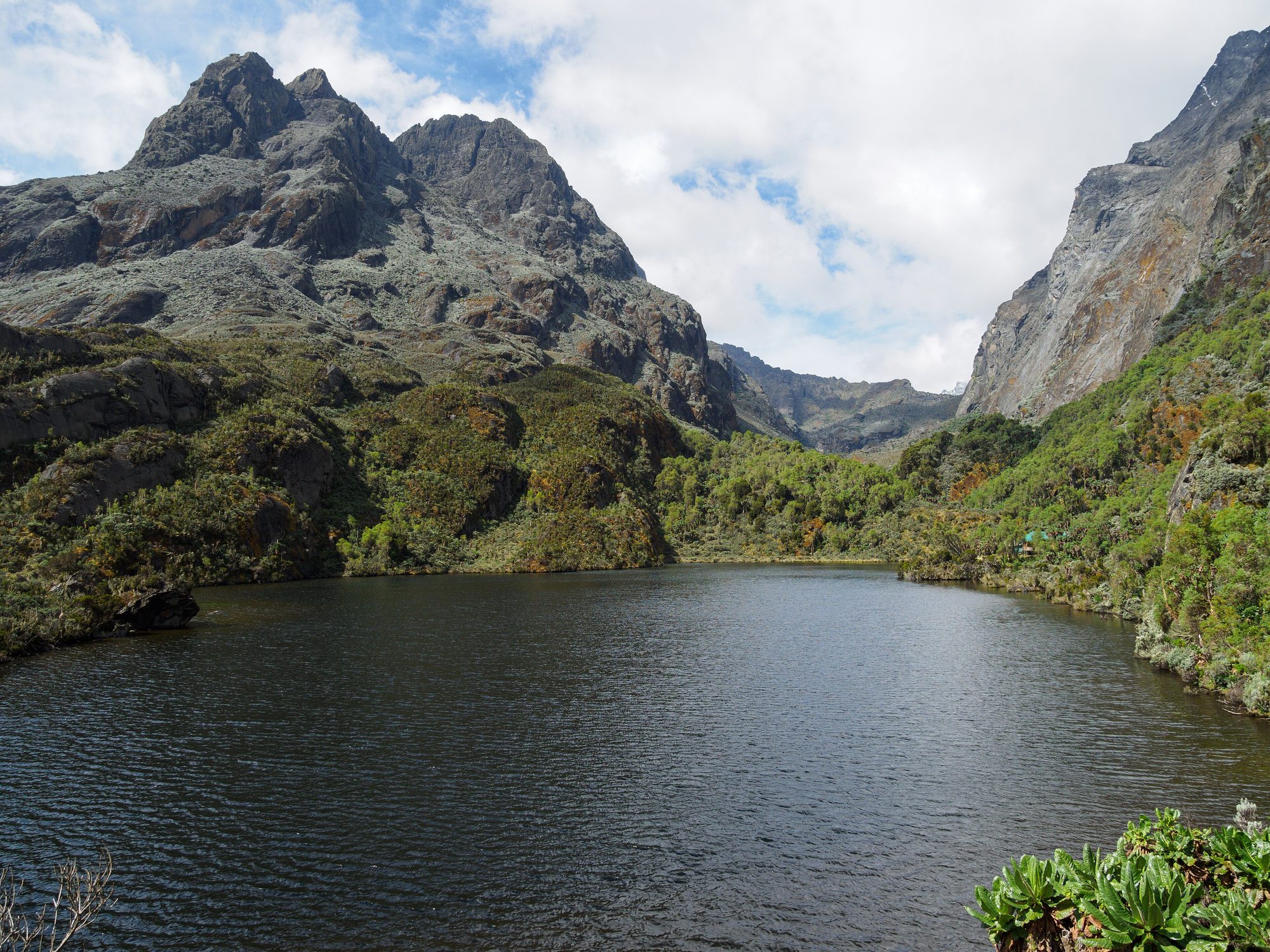 Lower Kitandara Lake